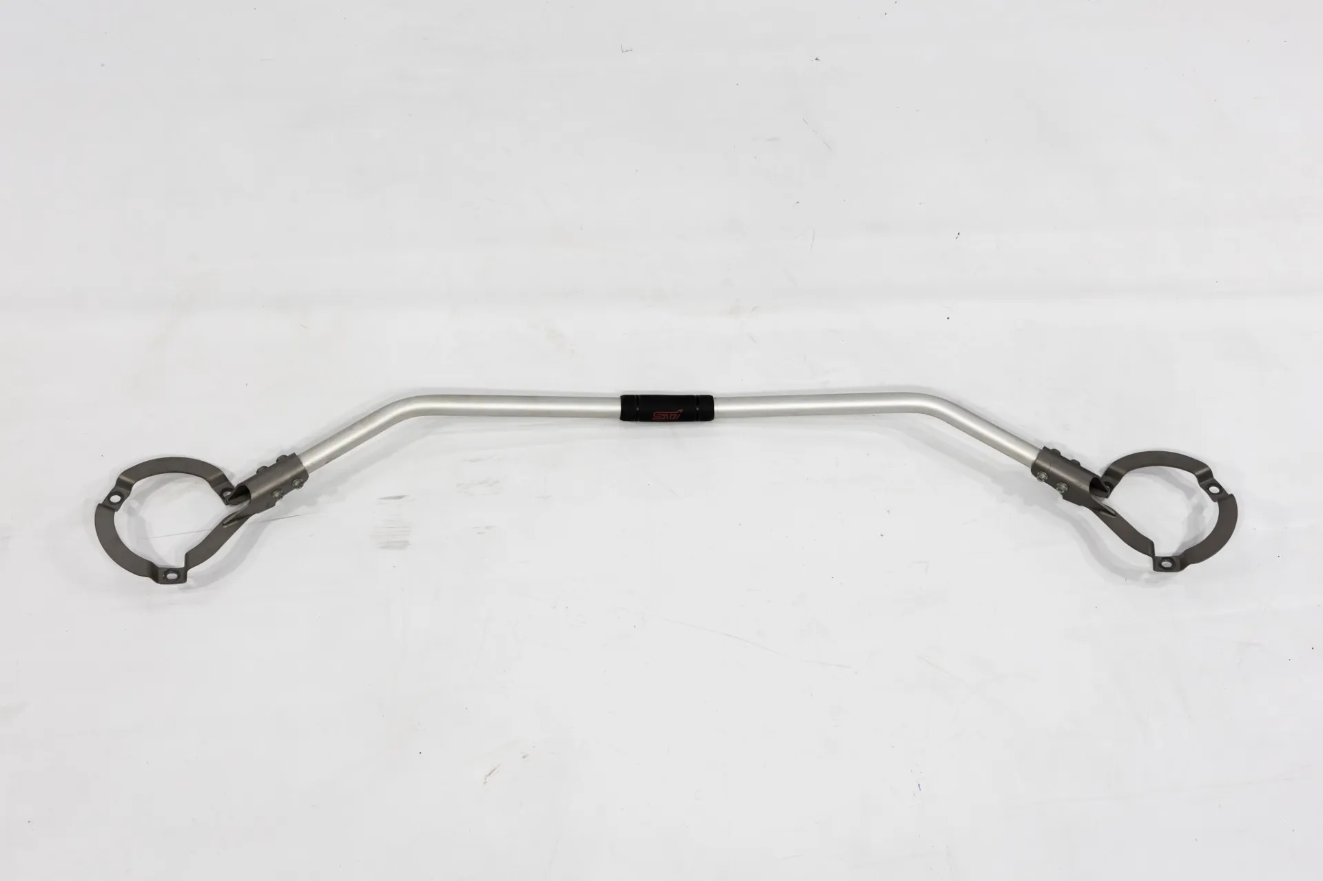 チューニングの第一歩!見た目も効果も体感できるSTI フレキシブルタワーバー中古パーツ買取入荷です!